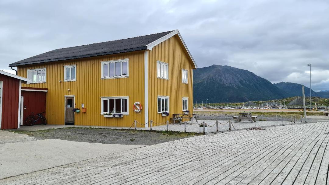 Laukvika Rorbuer Lägenhet Exteriör bild